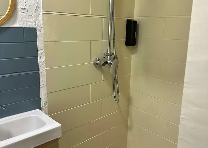 Cosy Equipe Avec Terrasse 아파트